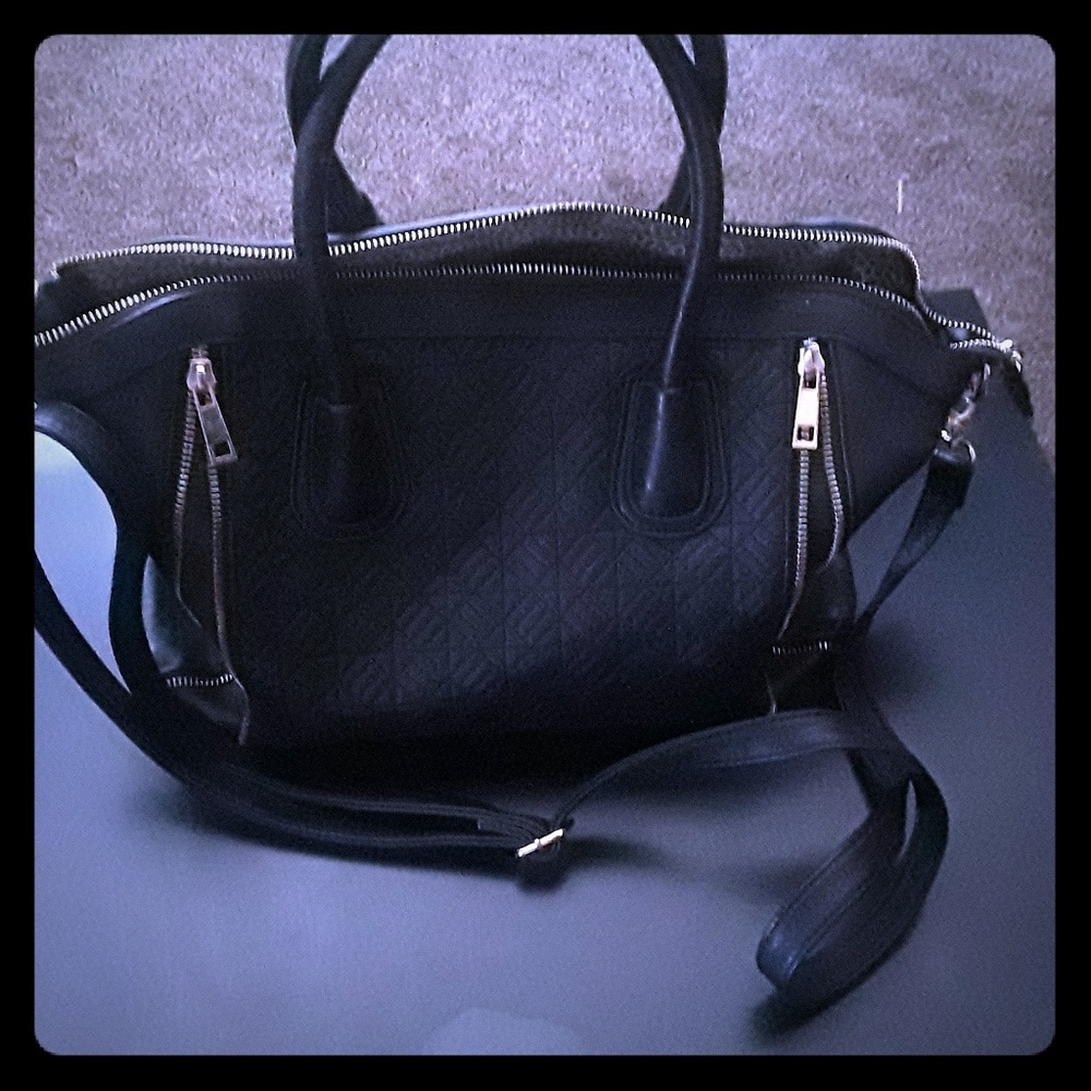 Large black tote purse
